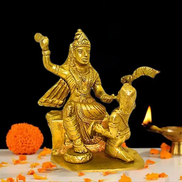 Maa Pitambara Murti