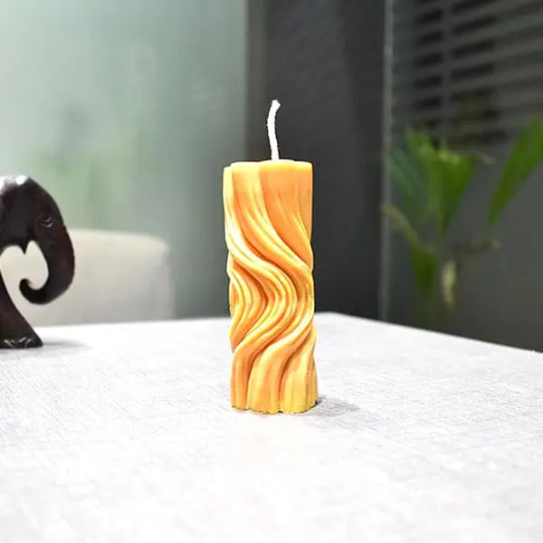 Wave Twisted Candle