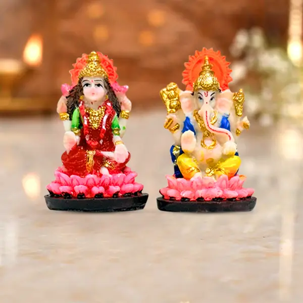 Flower Lakshmi Ganesh Murti