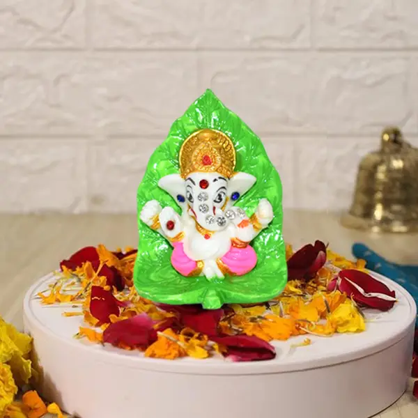 Pan Patti Ganesh idol